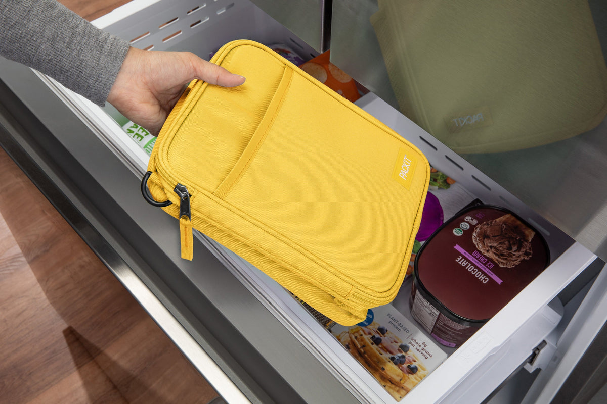 freezable-crossbody-lunch-box-x7 Crossbody-Lunch-Box-Lemonade-Freezer.jpg