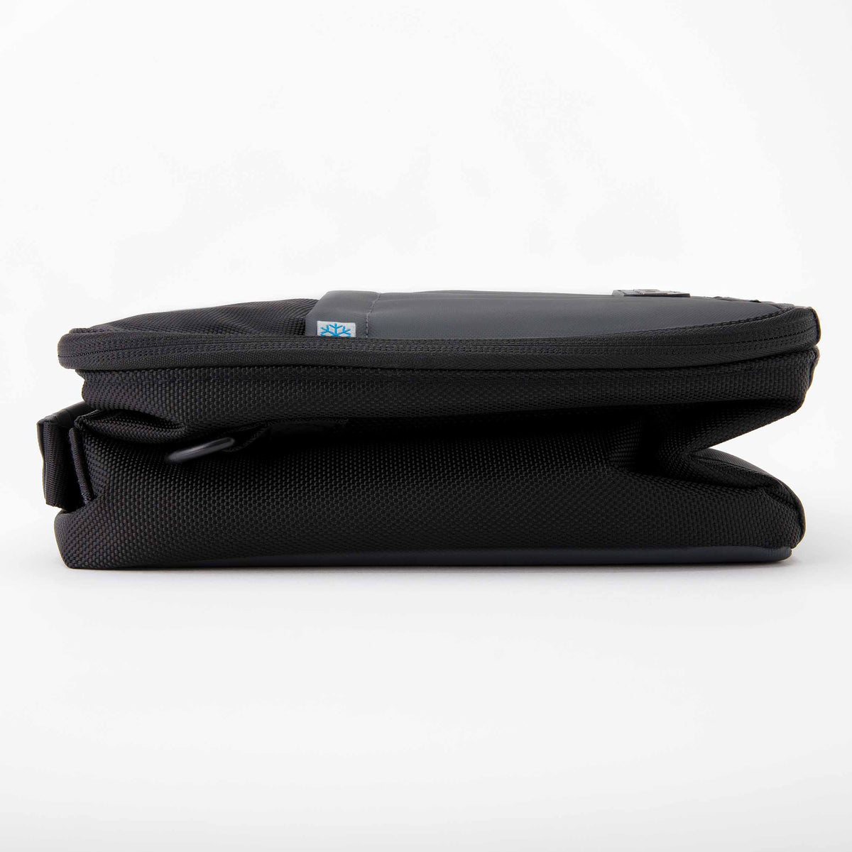 freezable-upright-lunch-box-q5 freezable-upright-lunch-box-black-gray-flat.jpg