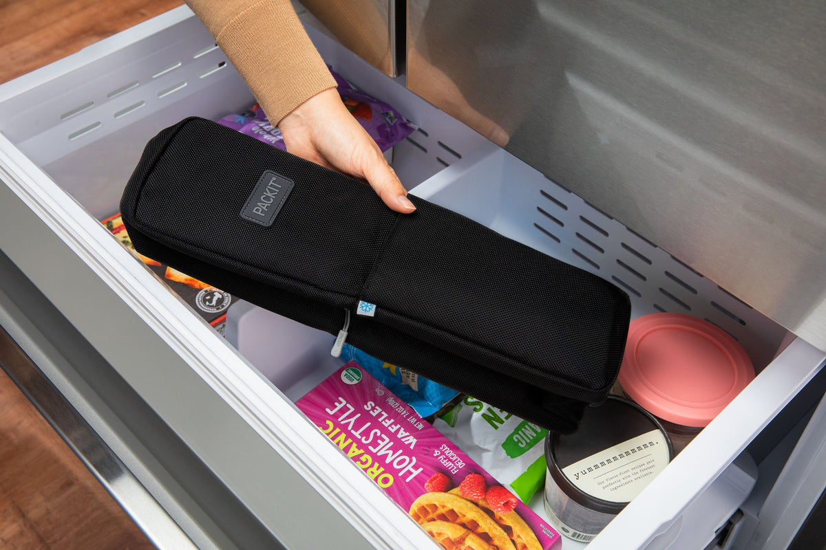 freezable-wine-carrier-r5 freezable-wine-carrier-black-freezer.jpg